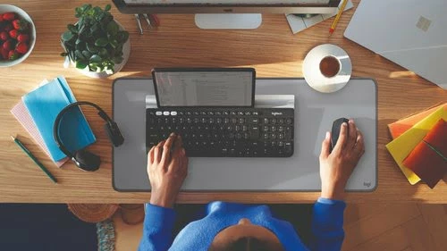 Logitech Desk Mat Studio Series Gris 9 Logitech Desk Mat Studio Series Gris – Image 9