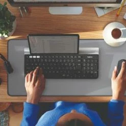 Logitech Desk Mat Studio Series Violet 17 Logitech Desk Mat Studio Series Violet -Carte graphique Soldes d68bac1c db06 49e2 a0d8 8e38efff53be