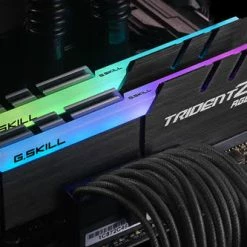 G.Skill F4-3200C16D-16GTZR RGB (2x8Go DDR4 3200 PC25600) 7 G.Skill F4-3200C16D-16GTZR RGB (2x8Go DDR4 3200 PC25600) -Carte graphique Soldes e50cda06 4a96 4069 933b 1f3176b6501b
